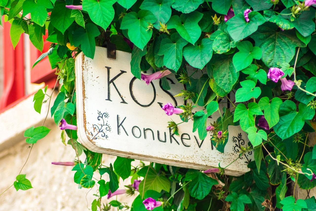 אלאקאטי Koesem Konukevi מראה חיצוני תמונה